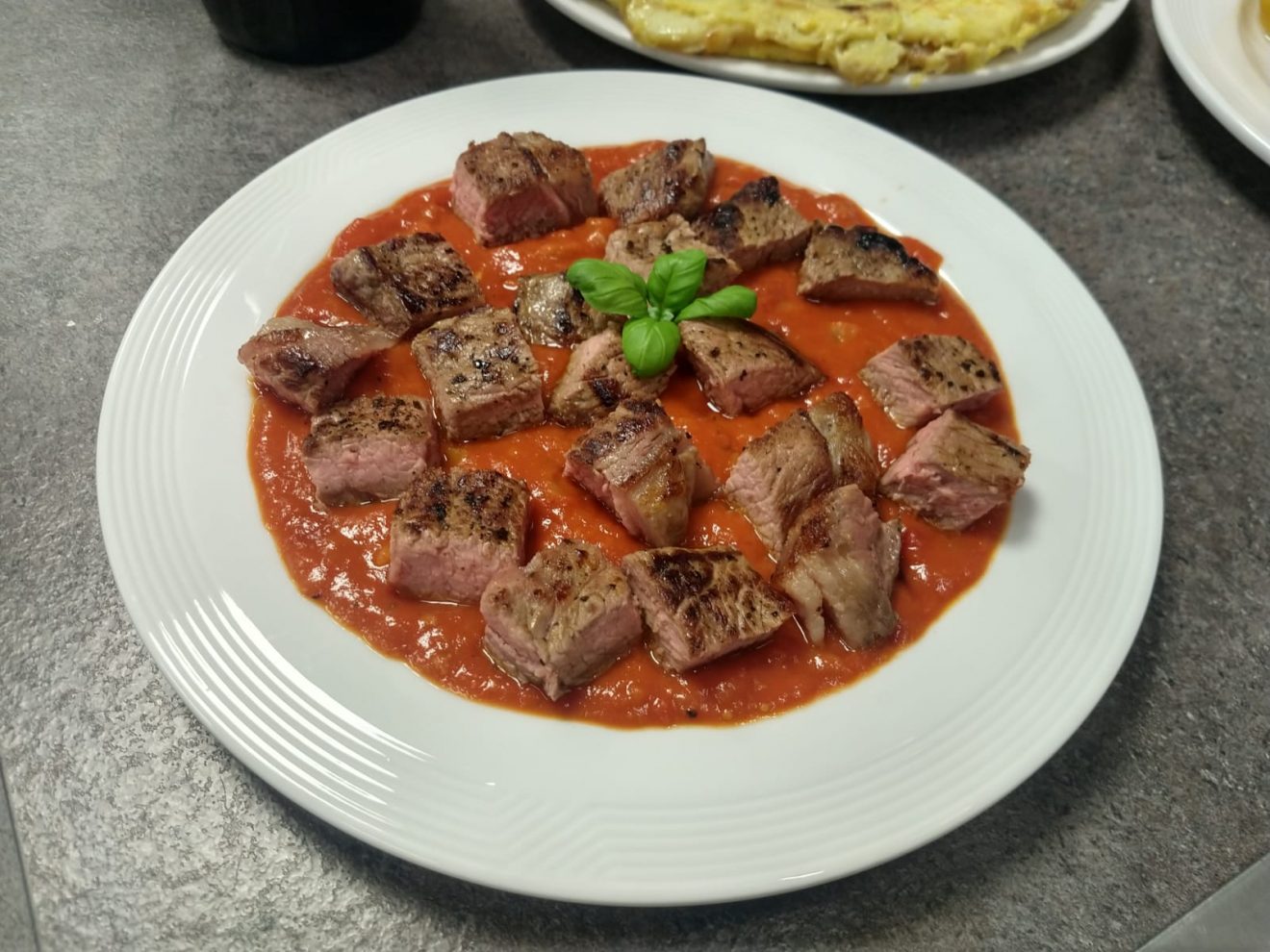 Spanische Küche - Tapas y raciones